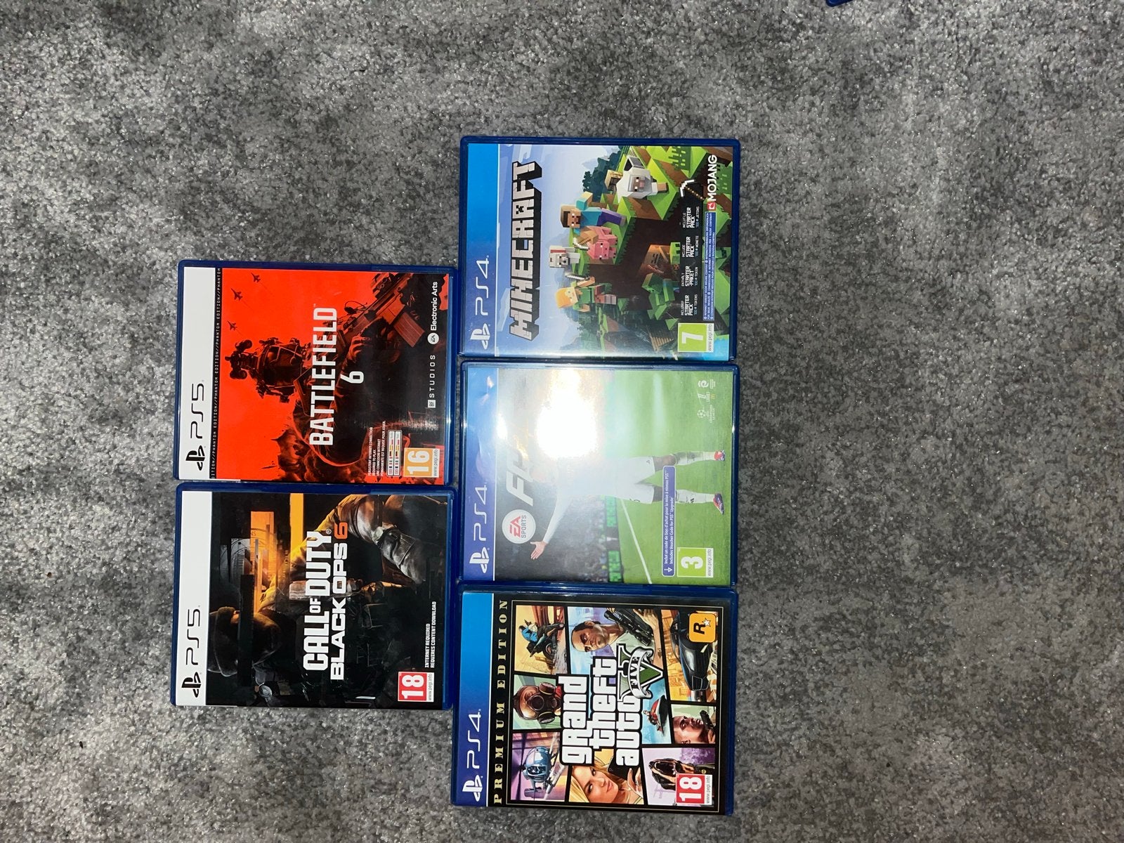PS4/PS5 Games Bundel: Minecraft, FIFA, GTA V, CoD, Battlefie, Online, Gebruikt, Vanaf 18 jaar, Overige genres
