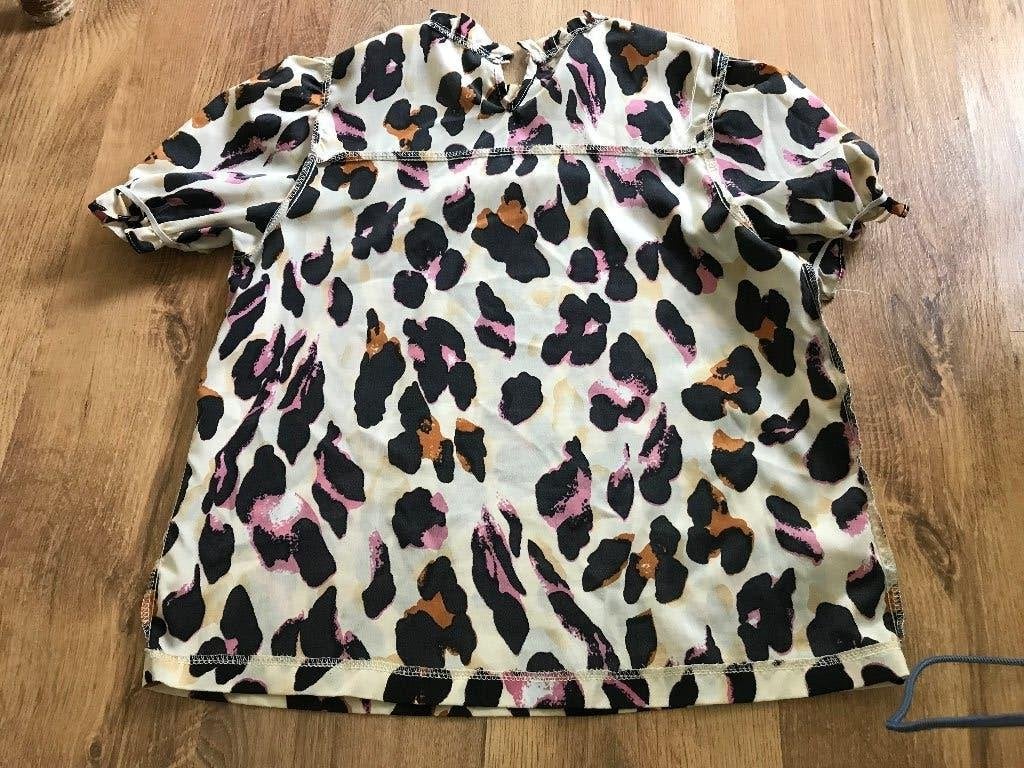 dames blouse, Kleding | Dames, Blouses en Tunieken, Ophalen, Zo goed als nieuw, Maat 38/40 (M), Overige kleuren
