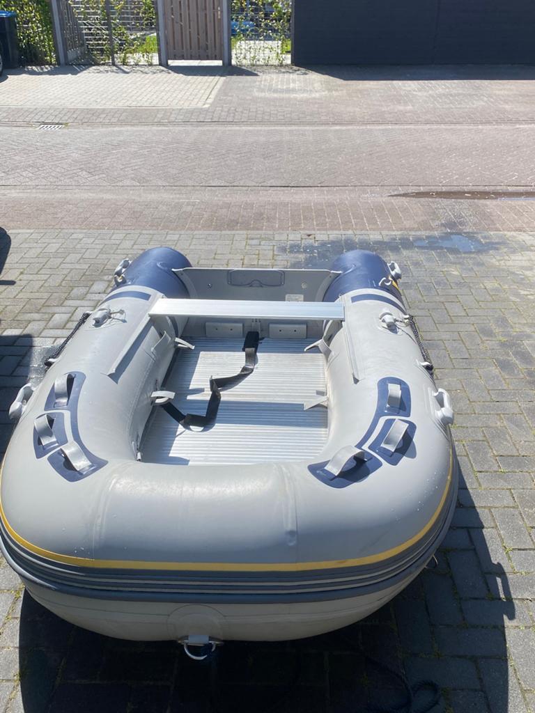 Rubberboot met 5pk Suzuki, Ophalen, Zo goed als nieuw, Twee personen, Overige typen
