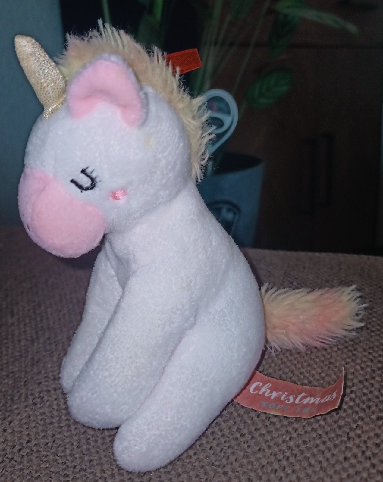 Christmas soft toy eenhoorn knuffel., Kinderen en Baby's, Speelgoed | Knuffels en Pluche, Ophalen of Verzenden, Zo goed als nieuw
