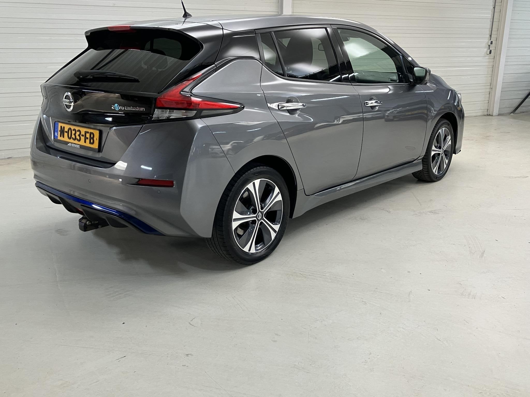 Nissan LEAF e+ N-Connecta 62 kWh / Eerste Eigenaar / Dealer, Stof, Gebruikt, 62 kWh, 385 km