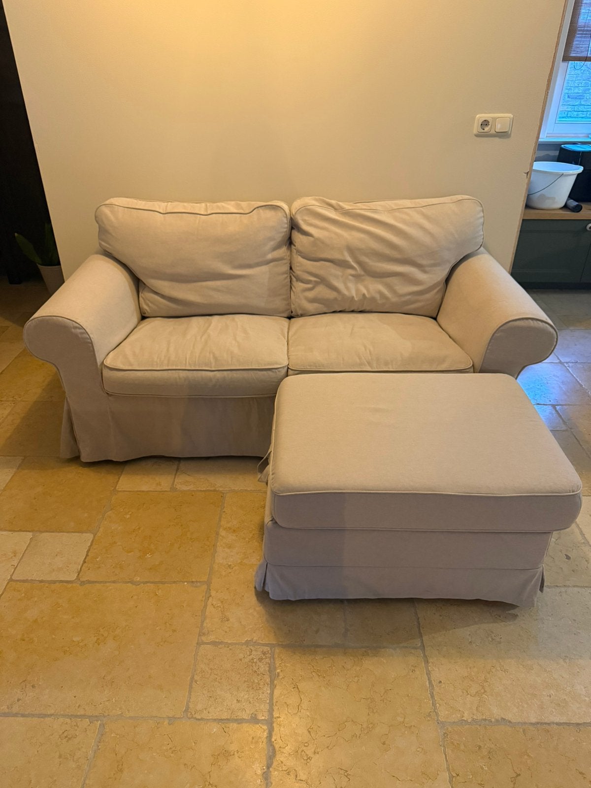 Bank Ektorp IKEA 2 zit + poef met opbergruimte, Huis en Inrichting, Ophalen, Gebruikt, Tweepersoons, 75 tot 100 cm