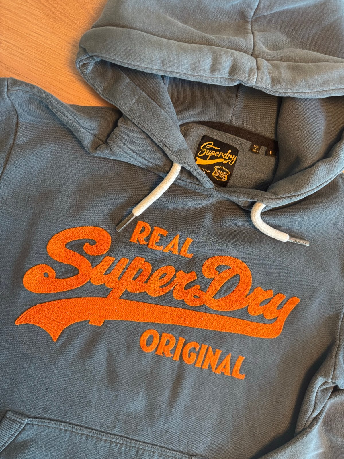 Superdry hoodie met groot logo - Maat S, Kleding | Heren, Ophalen of Verzenden, Zo goed als nieuw