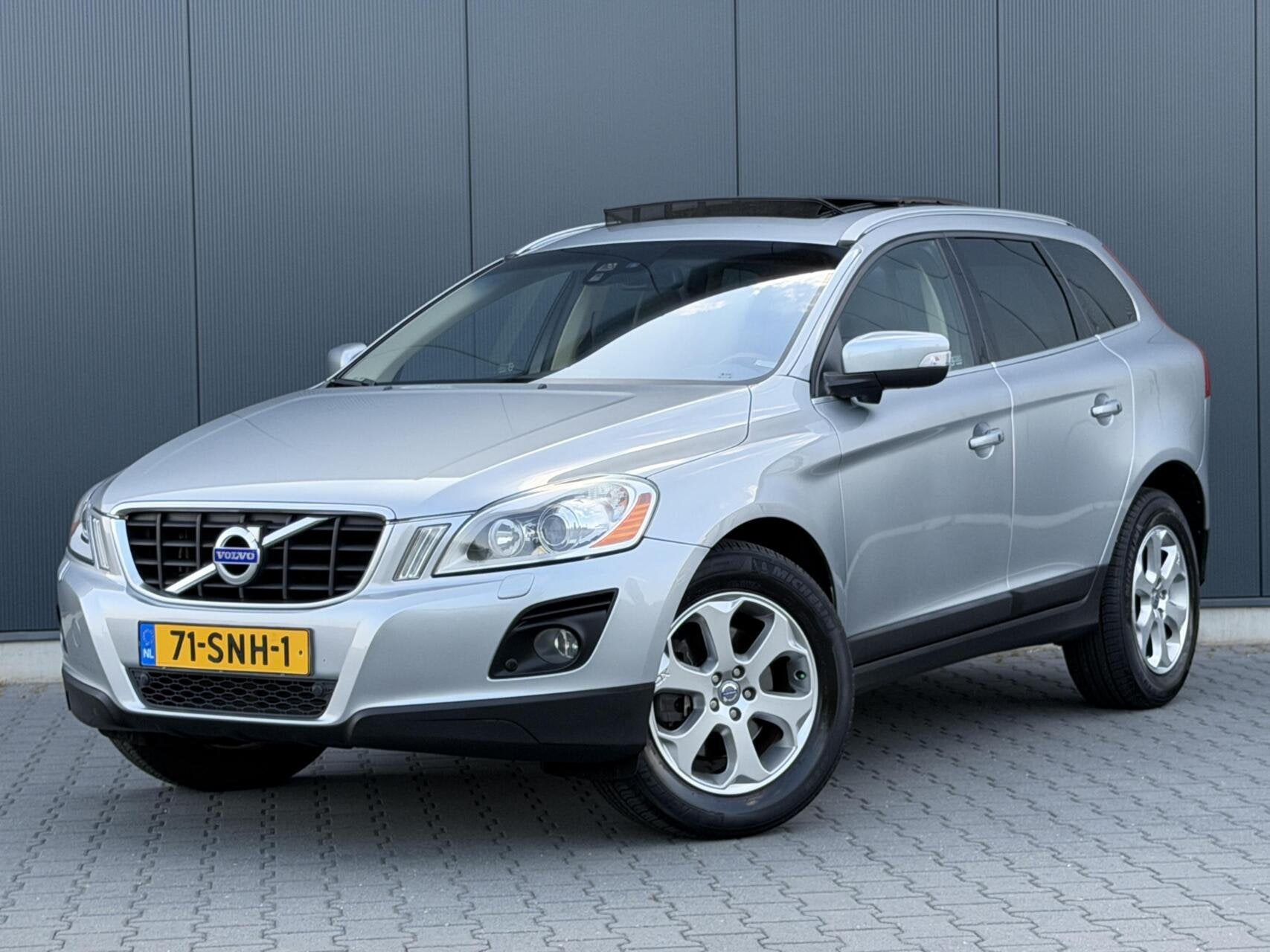 Volvo XC60 3.0 T6 AWD Ocean Race Leder - Xenon - Panoramadak, Auto's, Volvo, Automaat, Euro 5, Gebruikt, Bedrijf