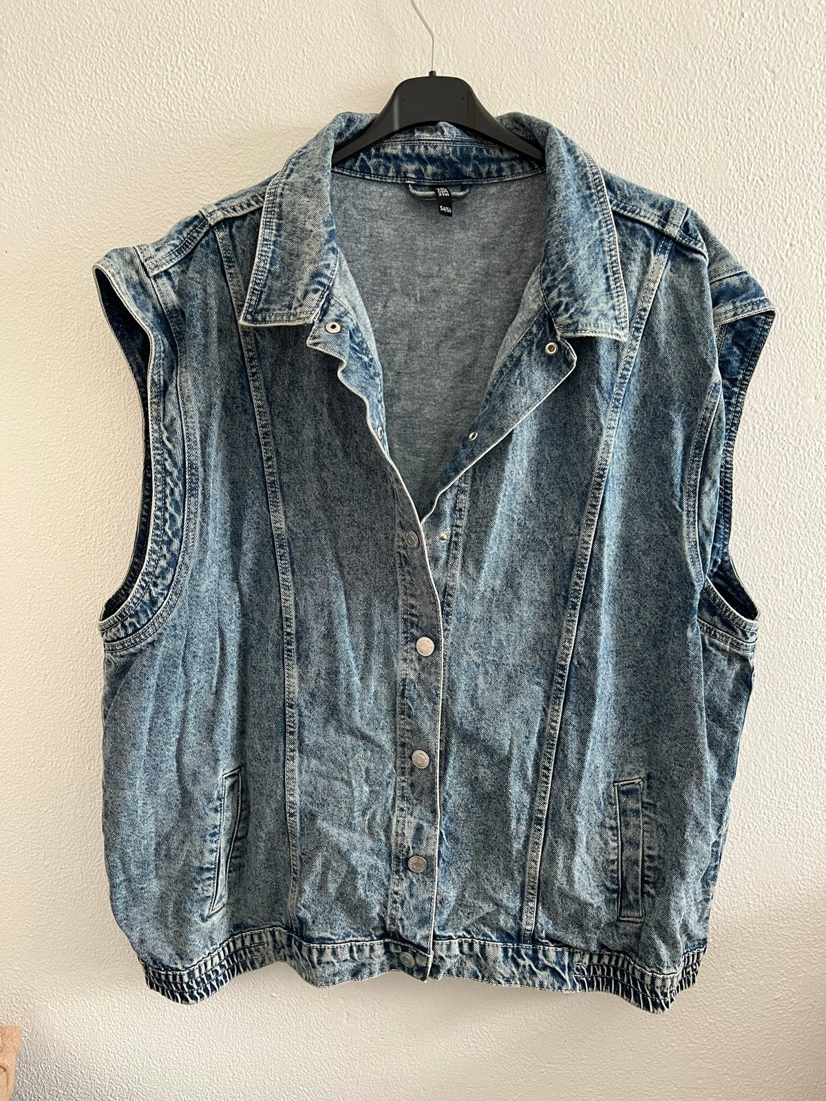 Nieuw spijkergilet dames, maat 54/56 (grote maat), Ophalen of Verzenden, Nieuw, Maat 46/48 (XL) of groter, Blauw