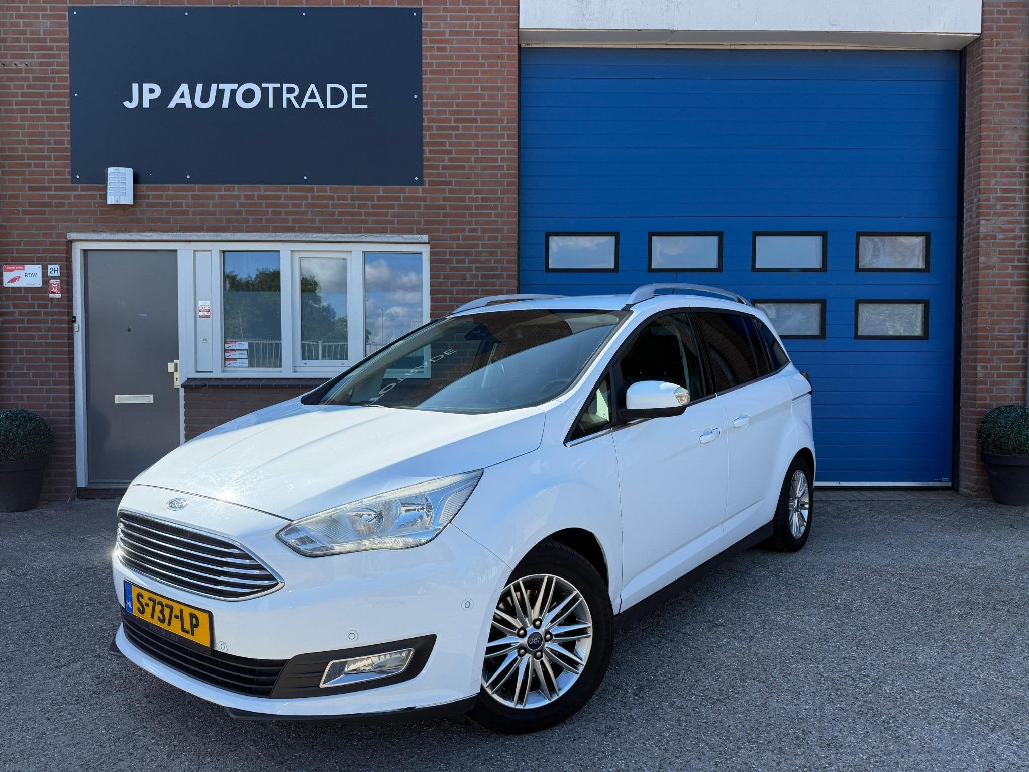 Ford Grand C-Max 1.0 Titanium 7p. | Cam | Stoelverwarming |, Voorwielaandrijving, 745 kg, Gebruikt, Euro 6
