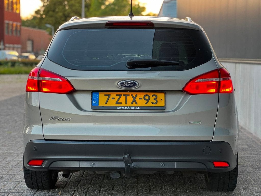 Ford Focus Wagon 1.0 First Edition|IN UITMUNTEND STAAT|DEALE, Auto's, 125 pk, Gebruikt, Euro 6, Automatische klimaatregeling