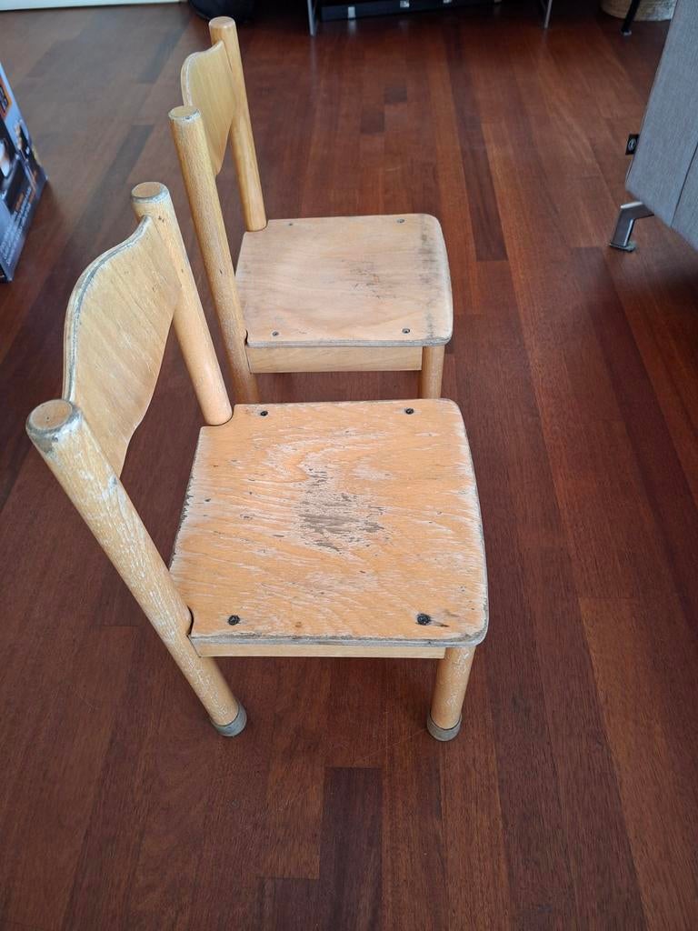 Vintage kleuterstoeltjes + evt. tafeltje, Kinderen en Baby's, Kinderkamer | Tafels en Stoelen, Ophalen, Gebruikt, Stoel(en)