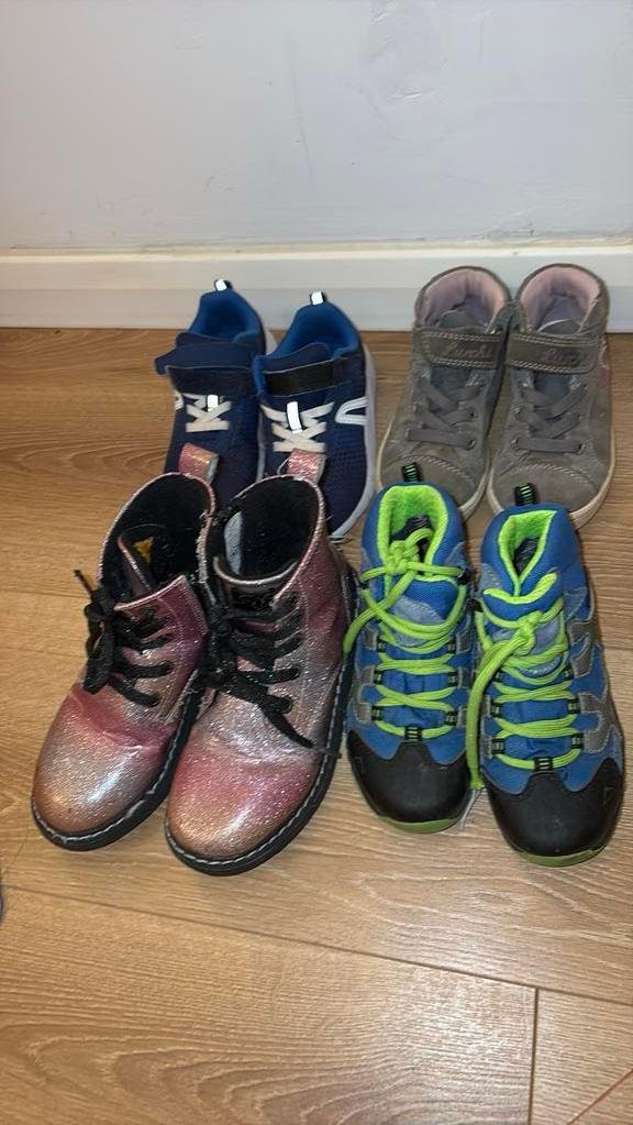 Kinder schoenen 27, 28,29,30, Ophalen of Verzenden, Zo goed als nieuw, Meisje, Schoenen
