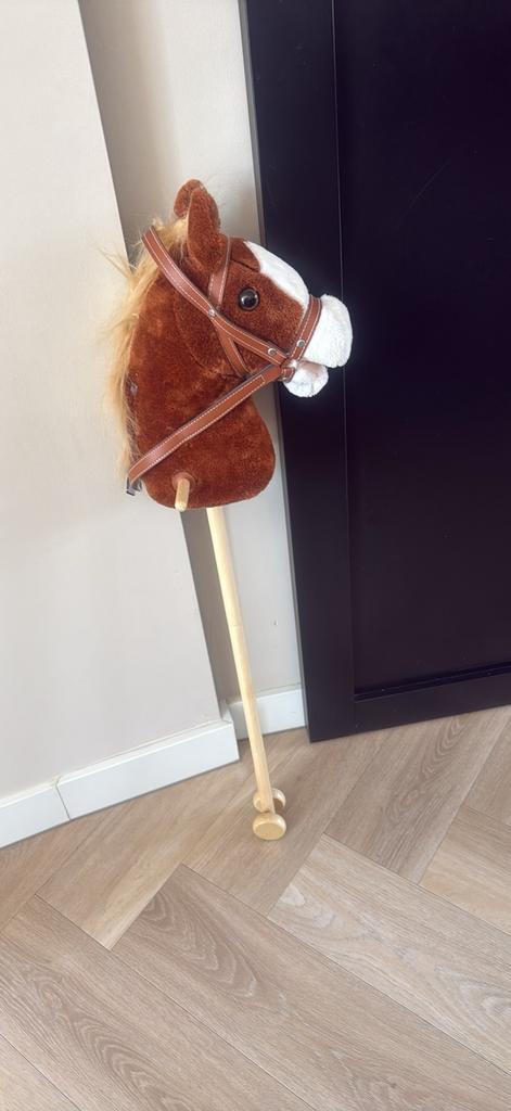 Stokpaard hout, Hobby en Vrije tijd, Ophalen, Zo goed als nieuw