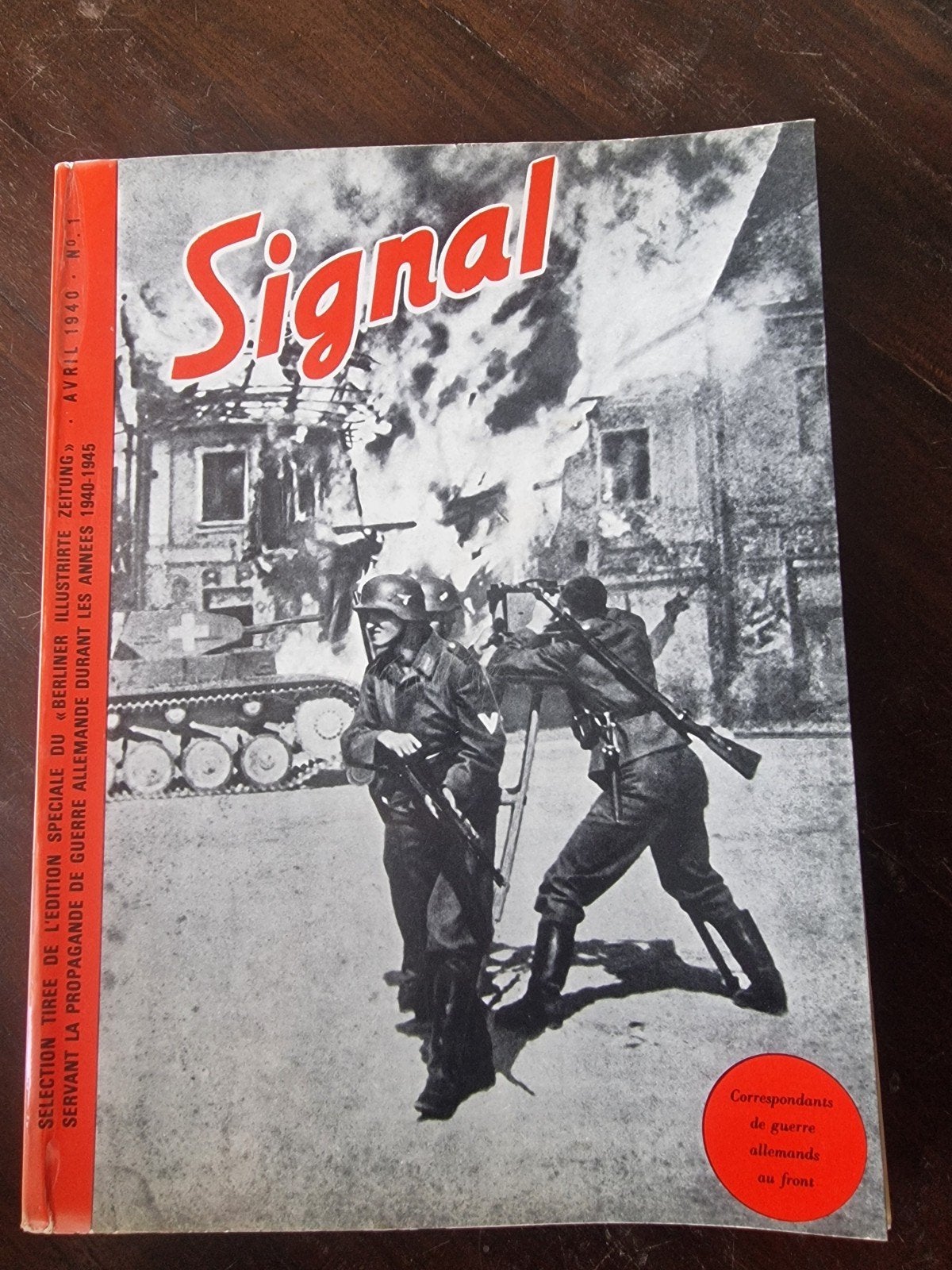 Signal Magazine: Propaganda WOII (1940-1945), Ophalen of Verzenden