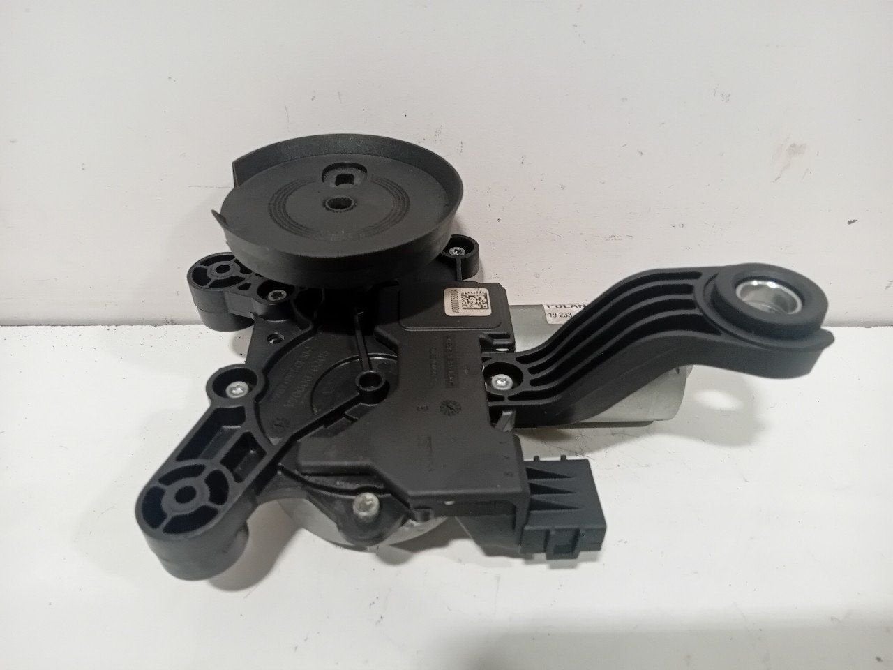 Ruitenwissermotor achter BMW 3 serie, Onderdelen@venauto.nl, Van der Ven Autorecycling B.V., Gebruikt, Ettenseweg 76, 4706 PB Roosendaal, The Netherlands