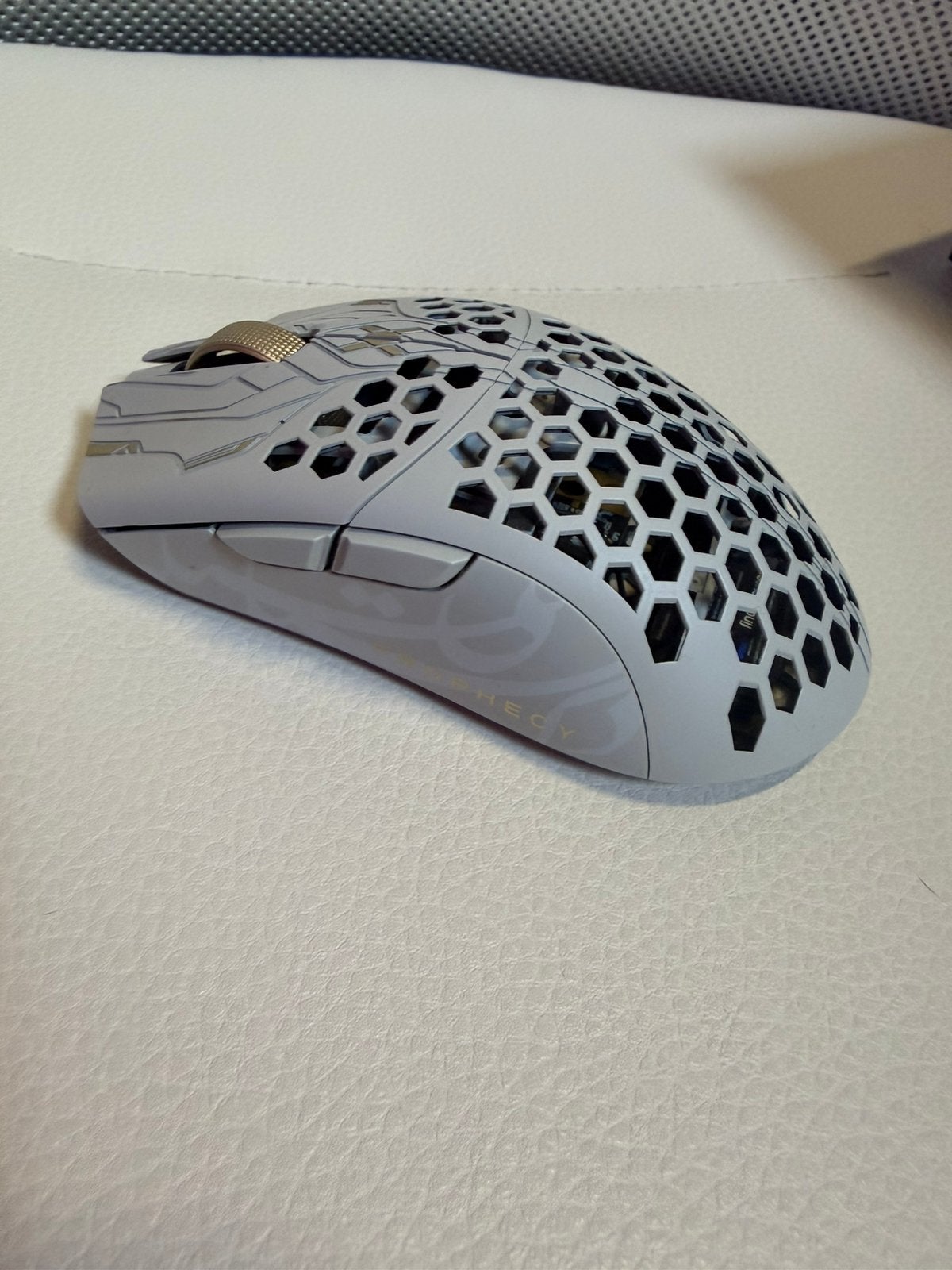 Finalmouse ULX Prophecy Clix Medium, Computers en Software, Muizen, Rechtshandig, Muis, Gaming muis, Ophalen of Verzenden