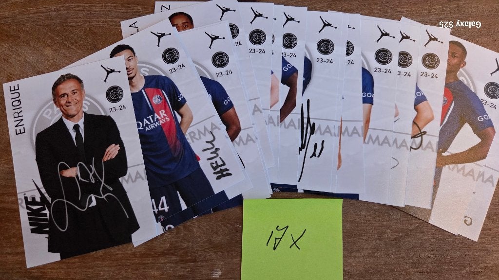 Fotoset Paris Saint Germain - PSG 2023-24, Ophalen of Verzenden, Zo goed als nieuw, Buitenlandse clubs, Poster, Plaatje of Sticker