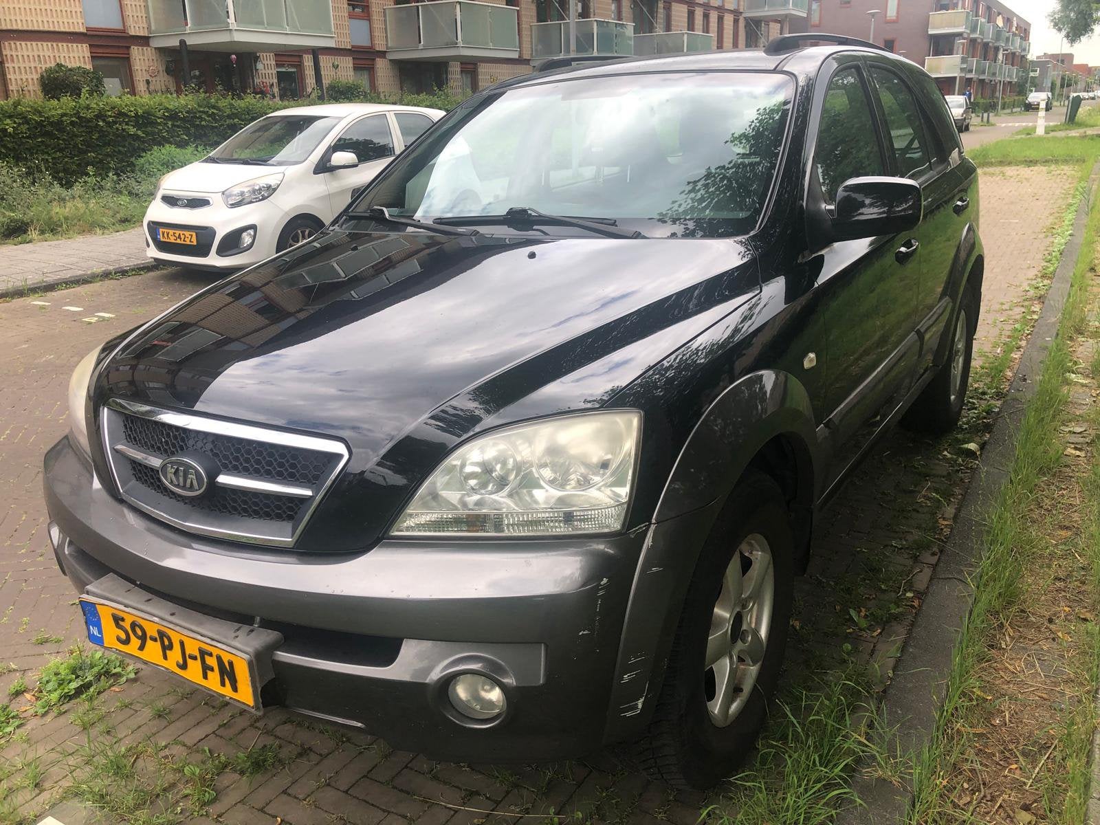 Kia Sorento 2.4 I 16V 2004 Zwart, Auto's, Kia, 4 cilinders, 138 pk, Zwart, Origineel Nederlands