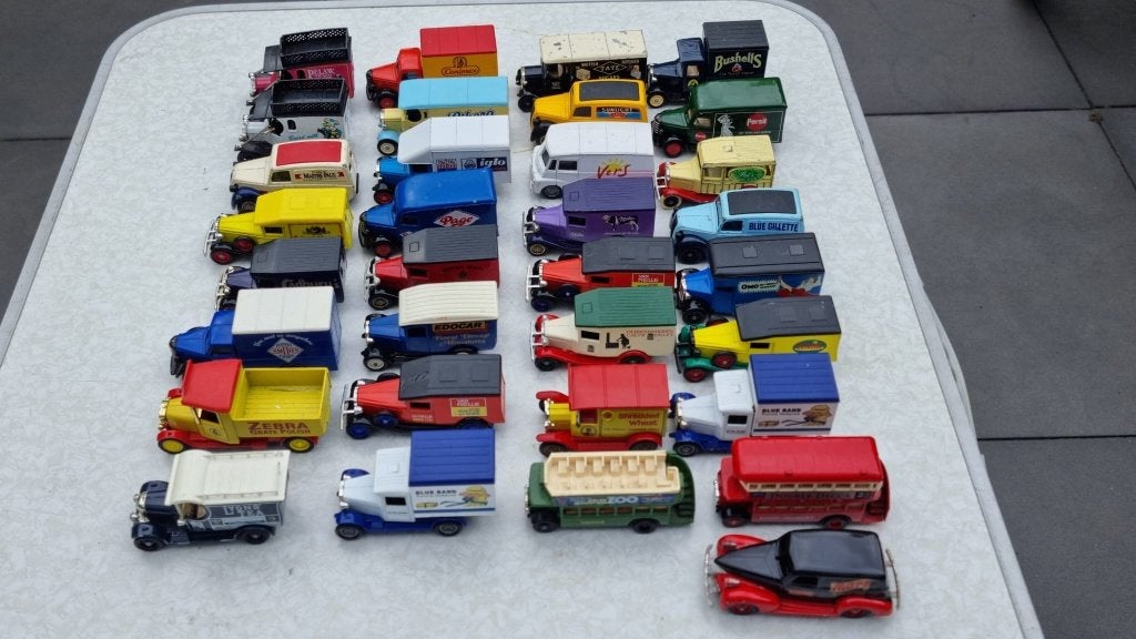 31x Vintage Lledo Days Gone modelauto's – reclame collectie, Ophalen of Verzenden, Gebruikt, Auto, Overige merken