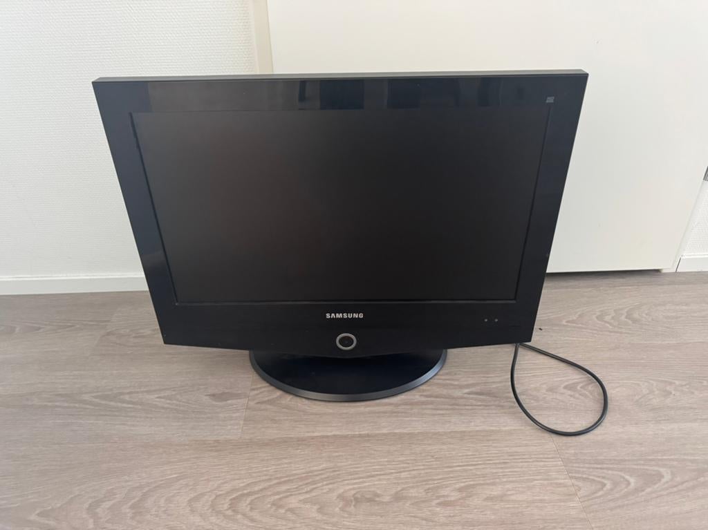 Samsung LCD TV, model LE26R32B - 26 inch, Ophalen, 50 Hz, Zo goed als nieuw, Samsung
