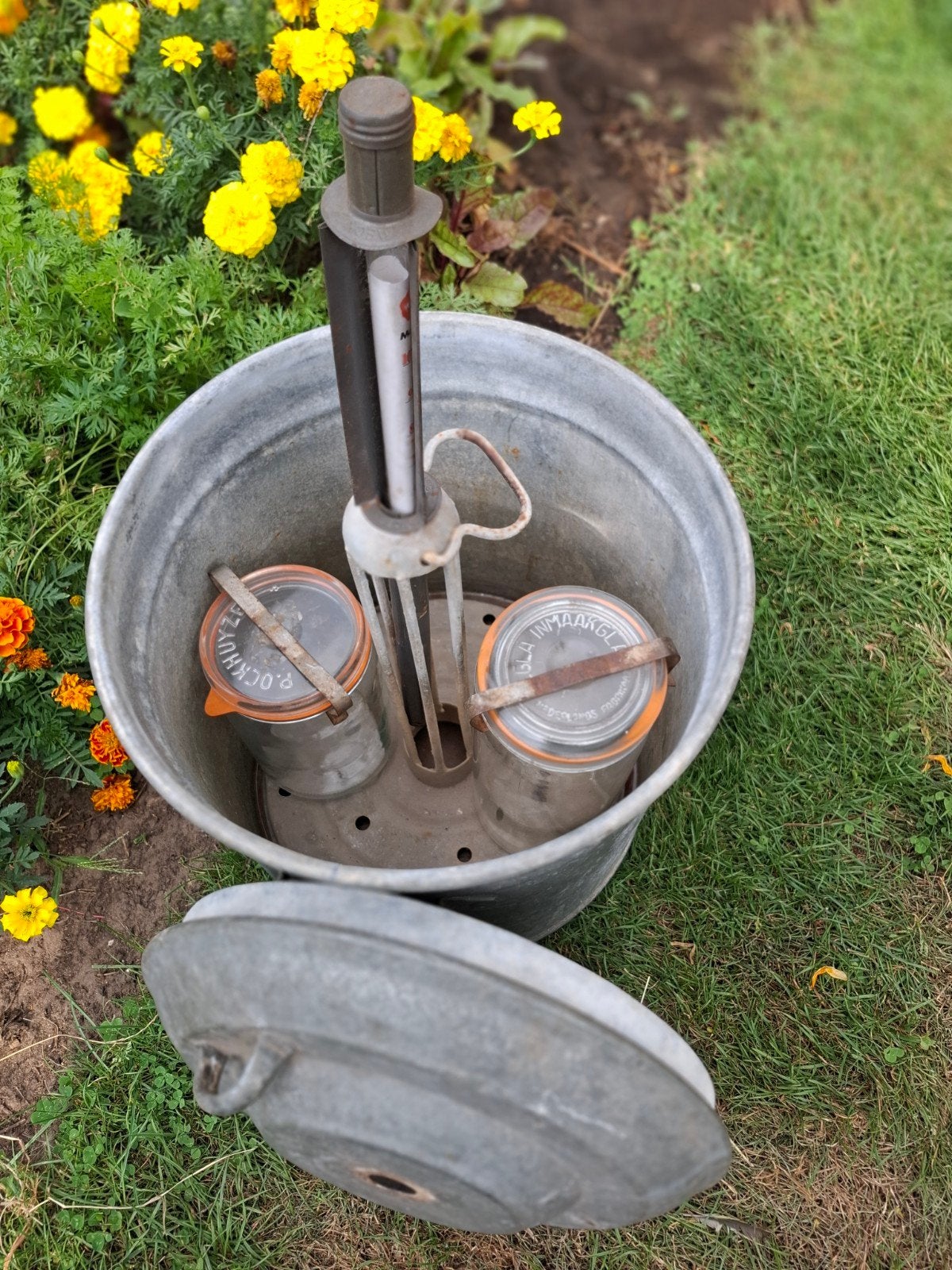 Weckketel met Thermometer., Ophalen