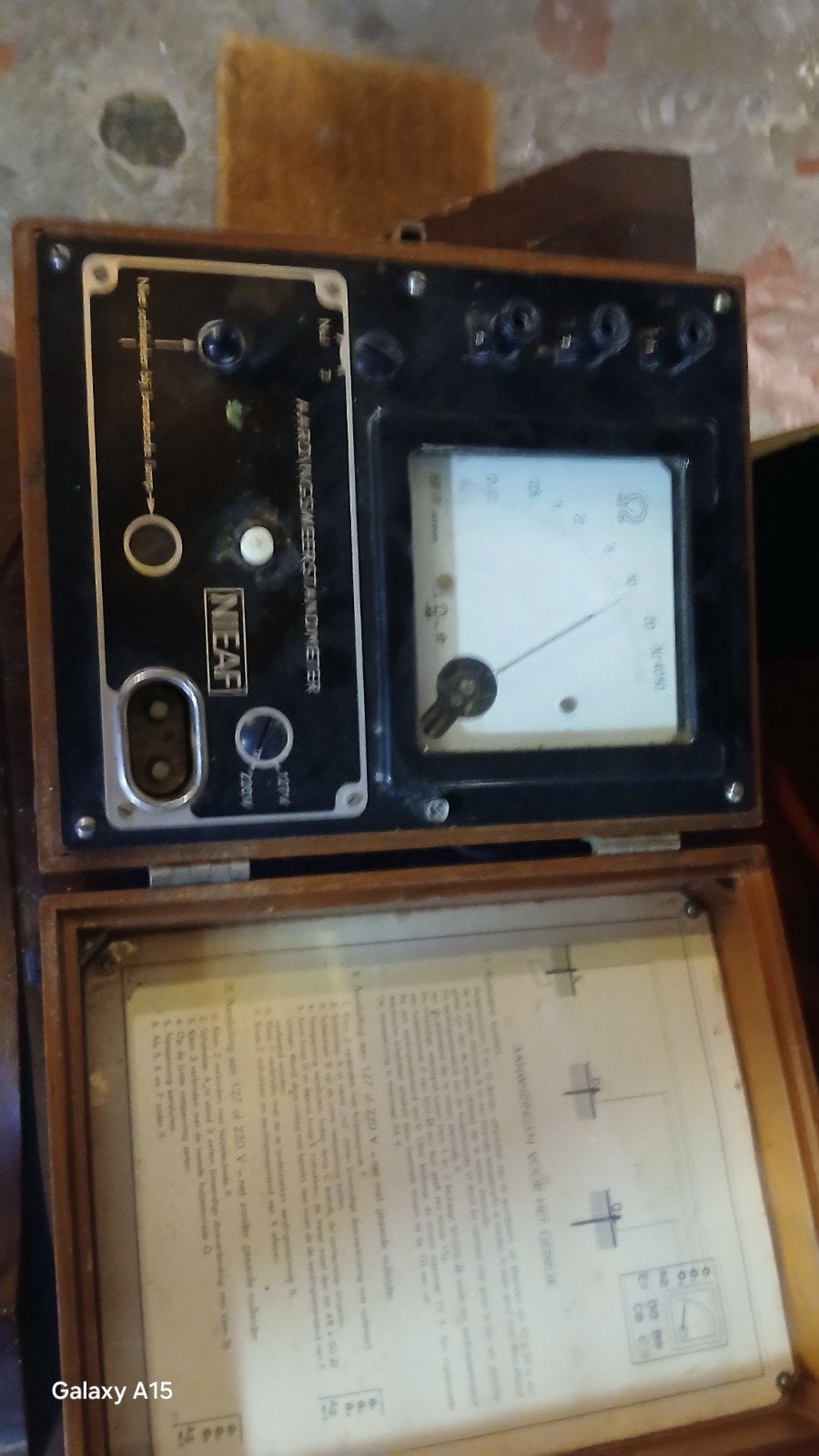 Vintage NIFA aardingsweerstandmeter in houten kist, Ophalen