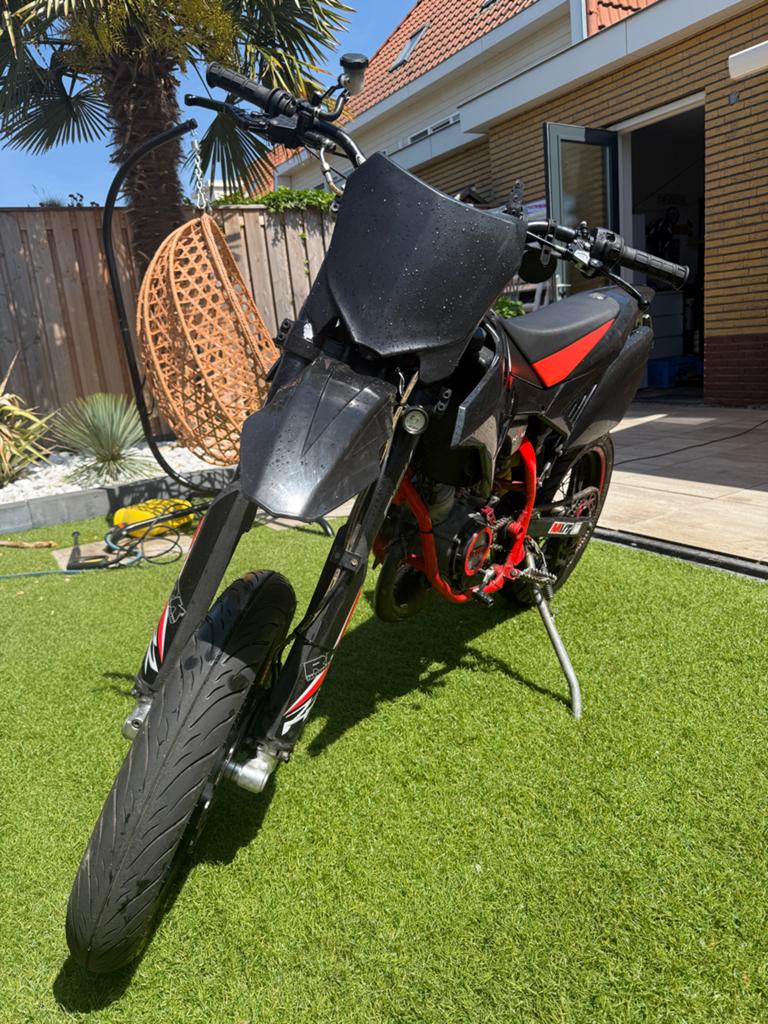 Beta RR 50 Track 80cc tpr (ook teruil), Ophalen, 6 versnellingen, Maximaal 45 km/u, Zo goed als nieuw