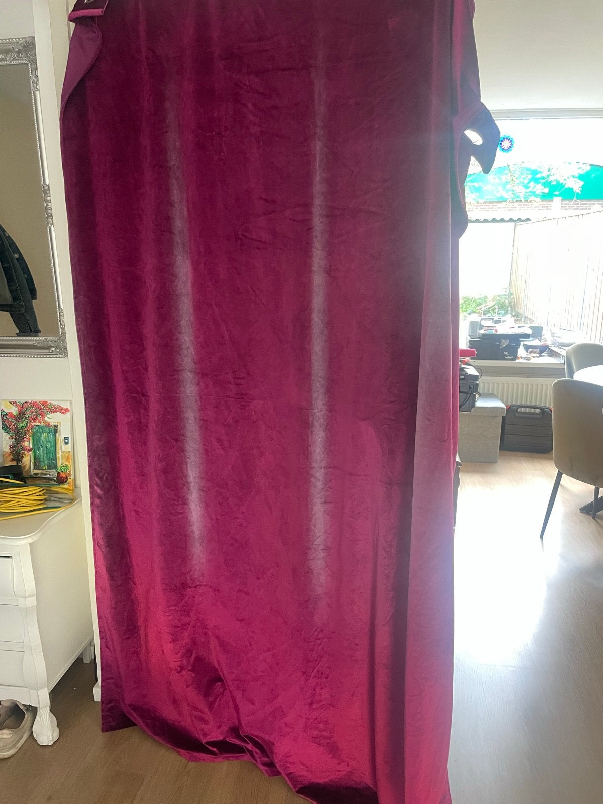 Fluwelen fuchsia rosé gordijn 140x200 met ringen, Huis en Inrichting, Met ringen, Gebruikt, Fluweel, Ophalen of Verzenden