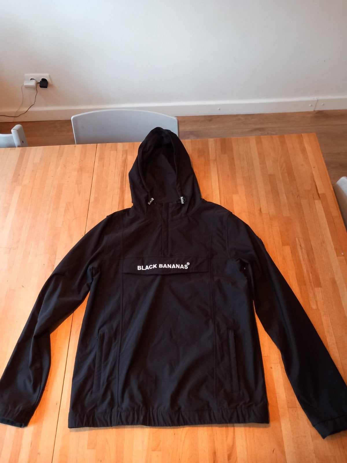Black Bananas Anorak Jas Maat 176 Zwart (valt klein), Jongen of Meisje, Ophalen of Verzenden, Zo goed als nieuw, Jas