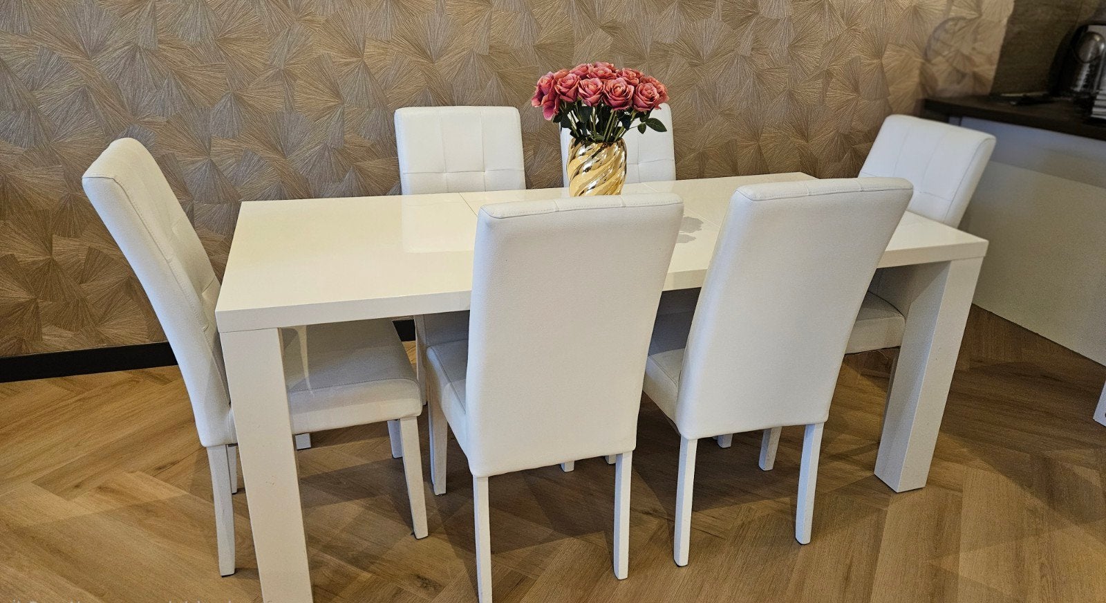 Prachtige Hoogglans Witte Eettafel (Uitschuifbaar 160-210 cm, Huis en Inrichting, Tafels | Eettafels, Ophalen, Strak, 200 cm of meer