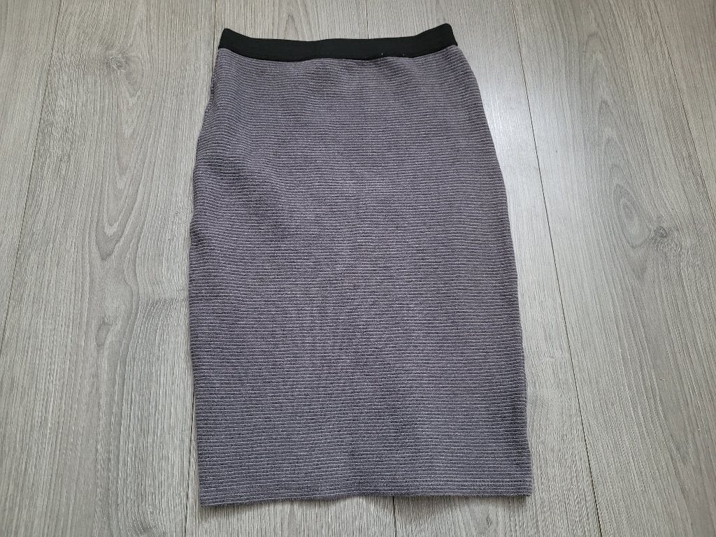 PULL & BEAR grijs zwarte rok maar S ~ TH0029, Ophalen of Verzenden, Grijs, Gedragen, Boven de knie
