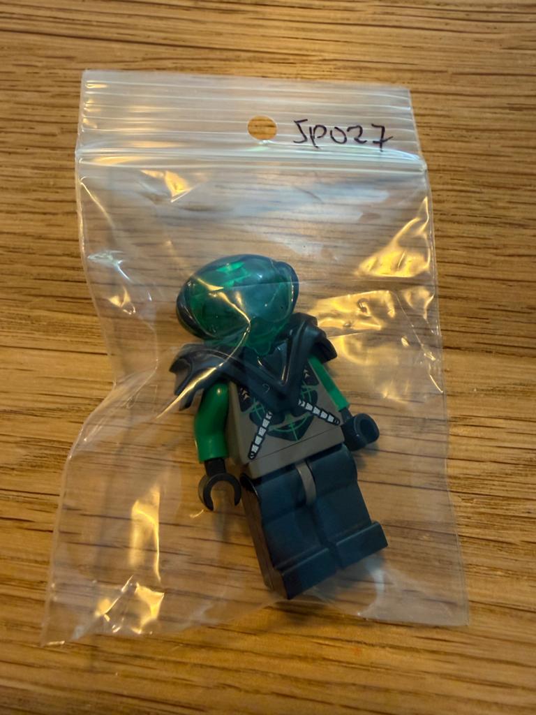 Lego space Insectoids sp027 Zotaxian Alien, Lego, Ophalen of Verzenden, Zo goed als nieuw, Compleet