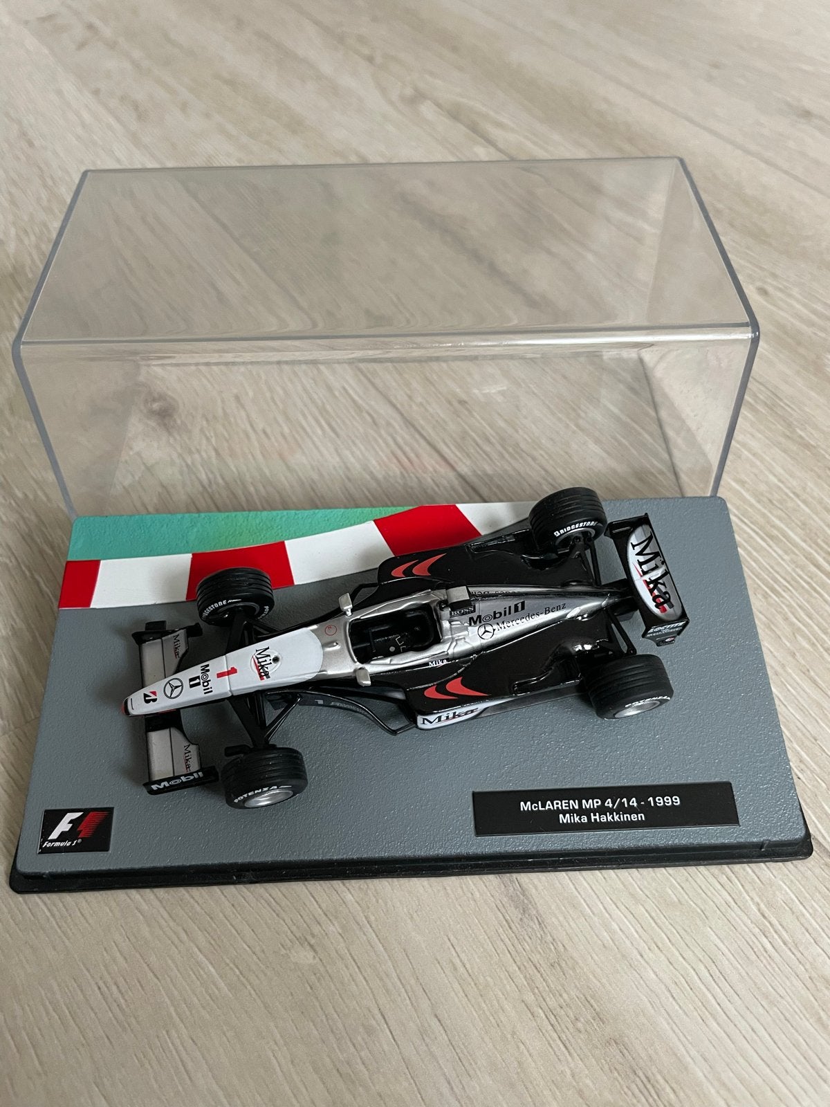 McLaren MP 4/14 - 1999 Mika Hakkinen F1 modelauto, Ophalen of Verzenden, Zo goed als nieuw, Auto, Overige merken