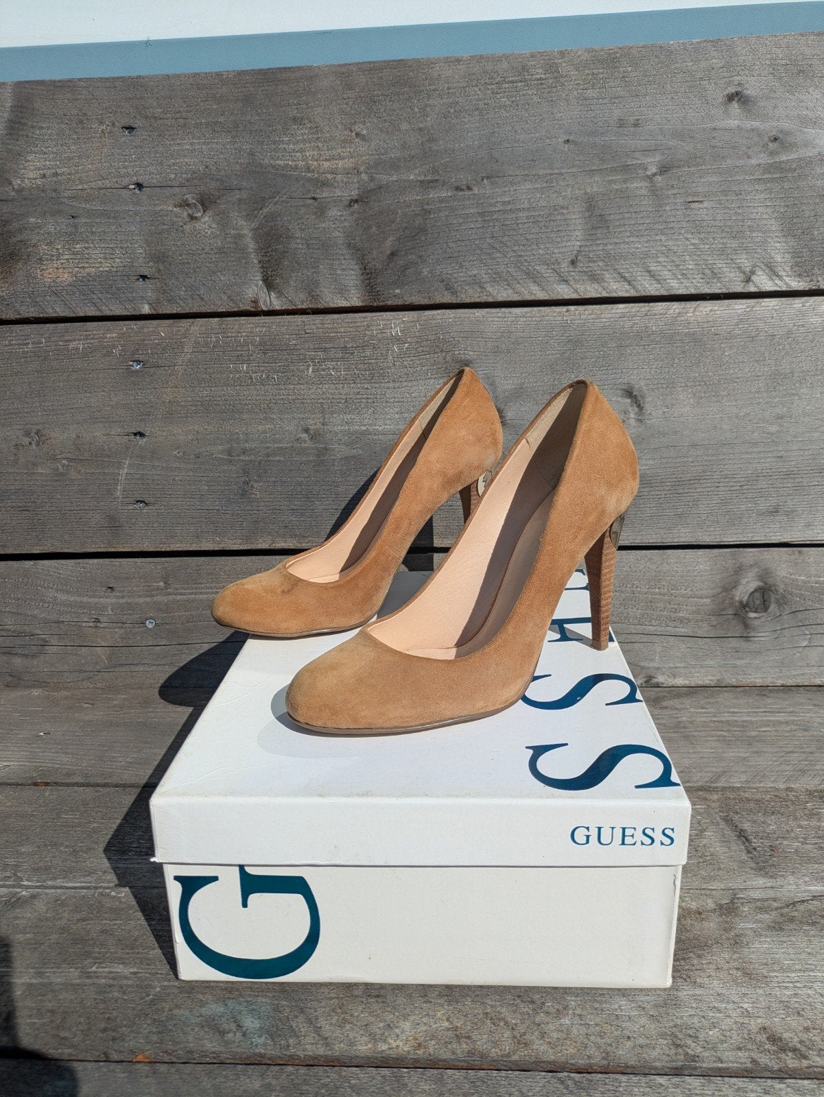 Guess pumps zo goed als nieuw, Via Laveggio 5, 6855 Stabio, Switzerland, Pumps, Guess, Bruin