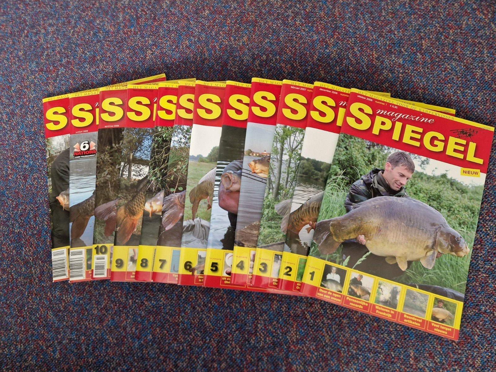 Te koop het karpermagazine Spiegel deel 1 tot en met 12., Ophalen of Verzenden, Zo goed als nieuw, Overige typen