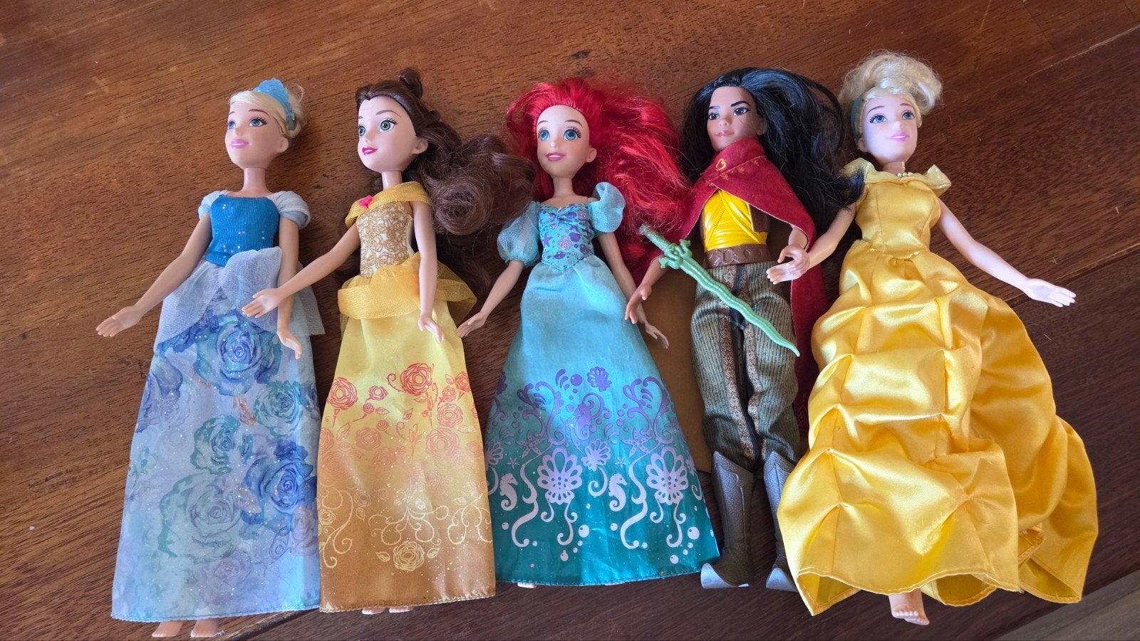 Disney Prinsessen - Assepoester, Belle, Ariël, M, Ophalen of Verzenden, Zo goed als nieuw, Overige typen