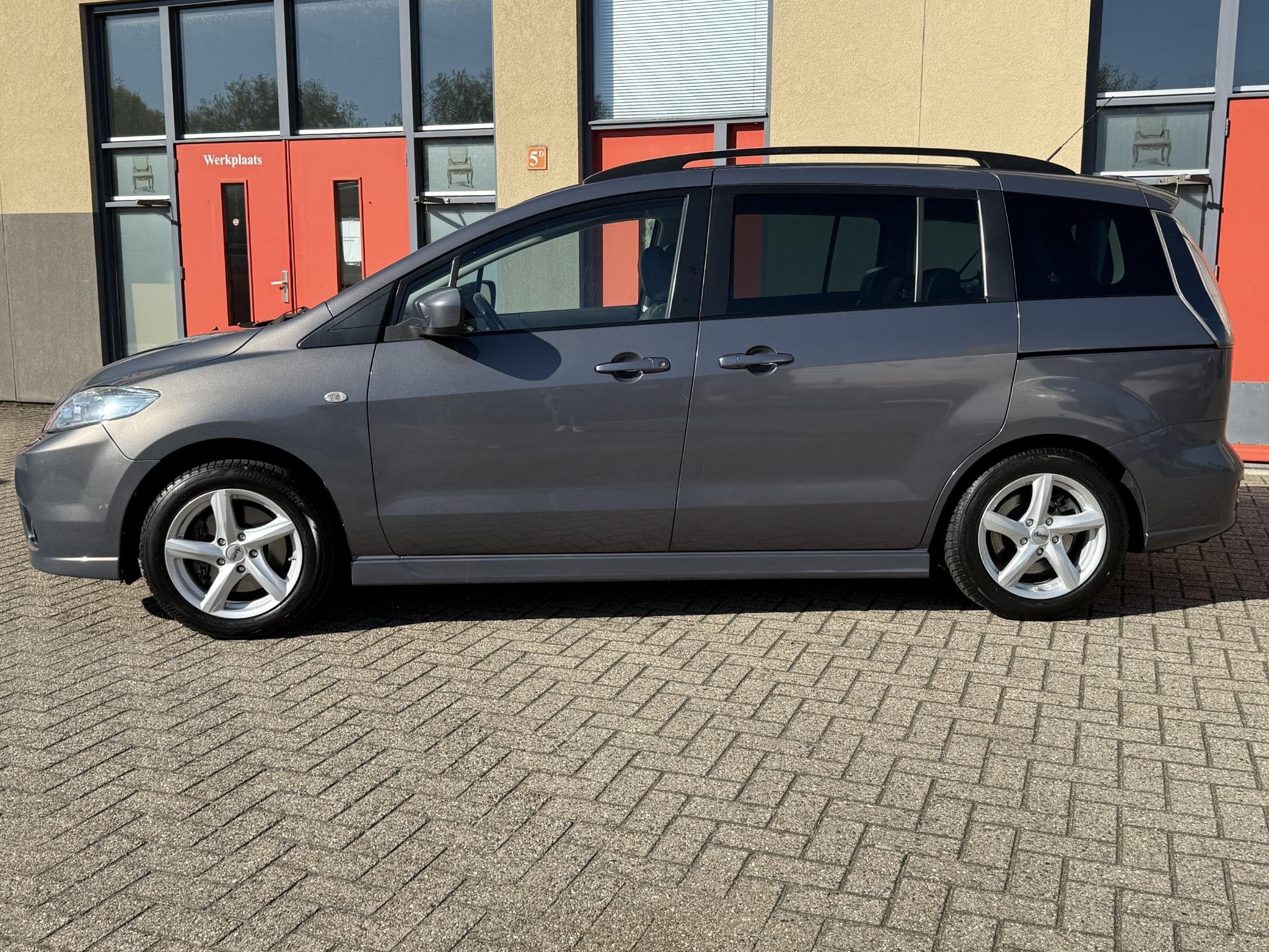 Mazda 5 2.0 Katano, 7 zitter met Android, Auto's, Mazda, 145 pk, Stof, Gebruikt, Zwart