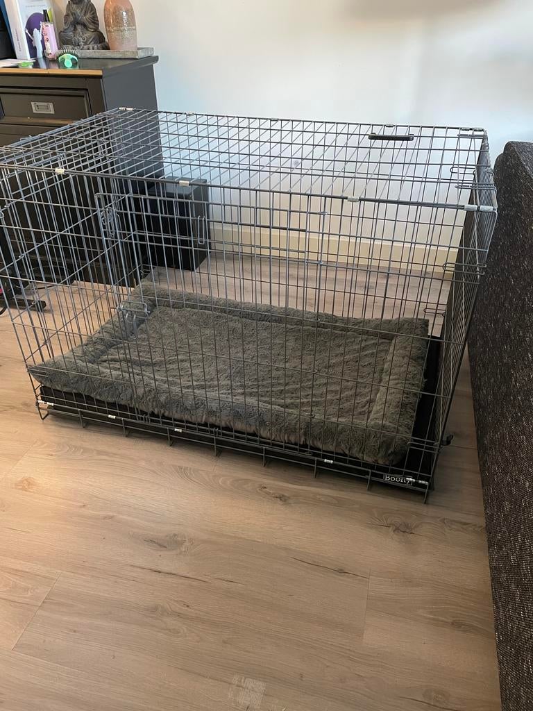 Hondenbench compleet 121x74x82cm, Dieren en Toebehoren, Ophalen, Zo goed als nieuw