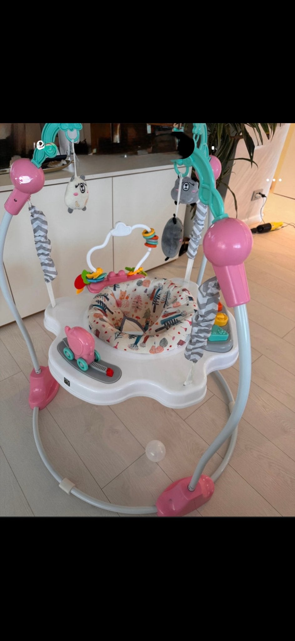 Leuke Baby Jumperoo met Speeltjes en Geluid, Ophalen, Zo goed als nieuw, Overige typen, Met geluid