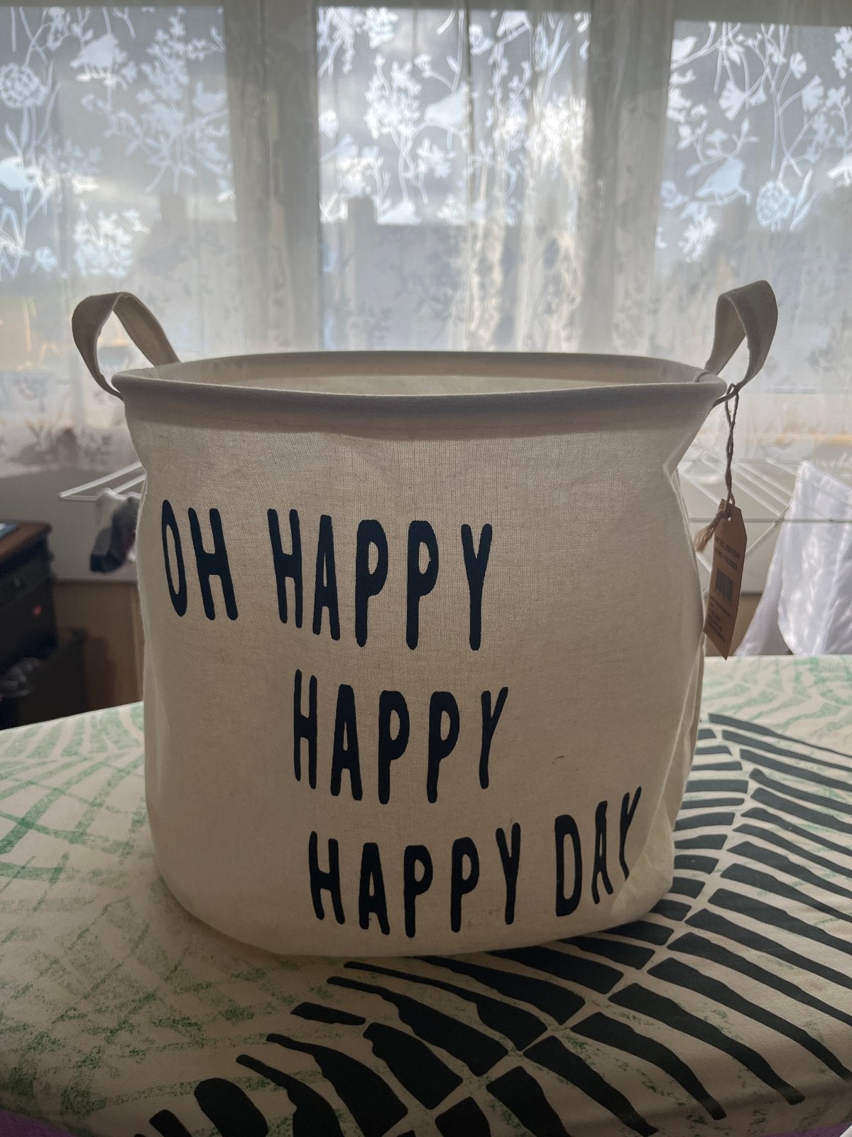 Opvouwbare opbergmand met tekst 'Oh Happy Happy Happy Day', Ophalen, Gebruikt, Modern, Wit