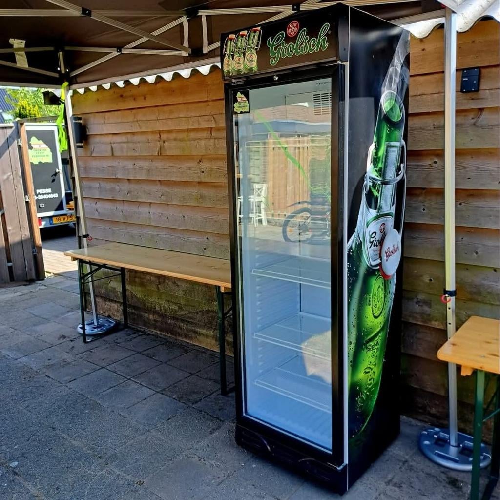 Te huur: grote koelkasten voor uw feest!, Ophalen of Verzenden, Zo goed als nieuw, Hout, Containerberging