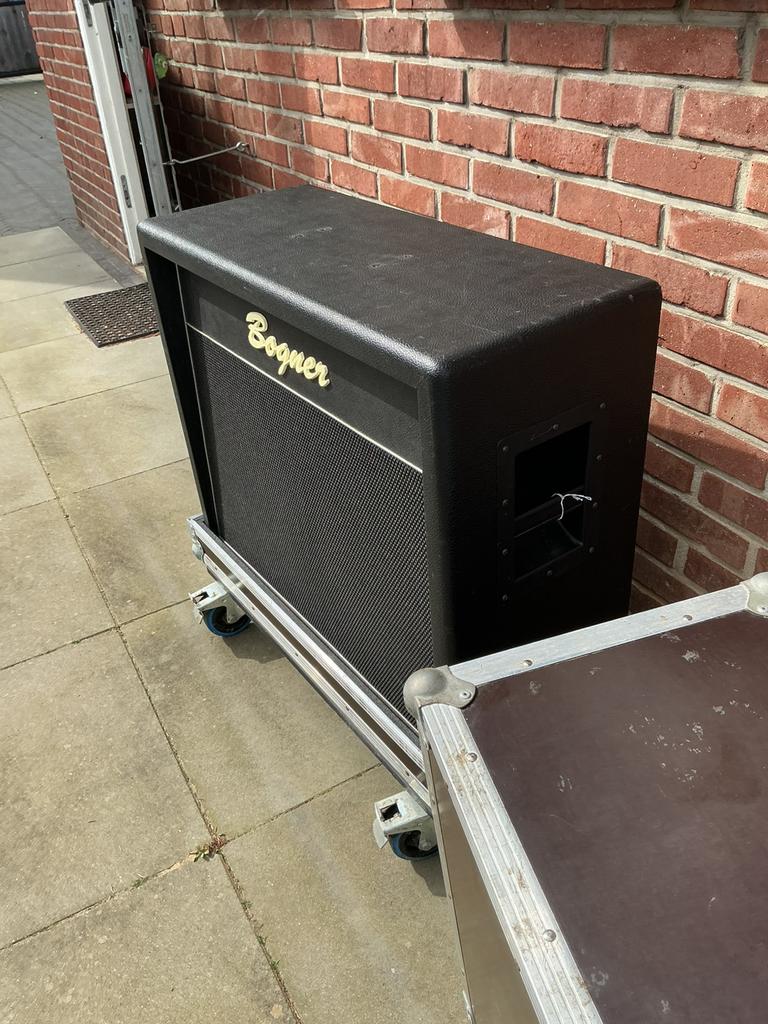 Bogner Speakerkast 2 x 12C Big size closed cabinet, Muziek en Instrumenten, Versterkers | Bas en Gitaar, Ophalen, Zo goed als nieuw