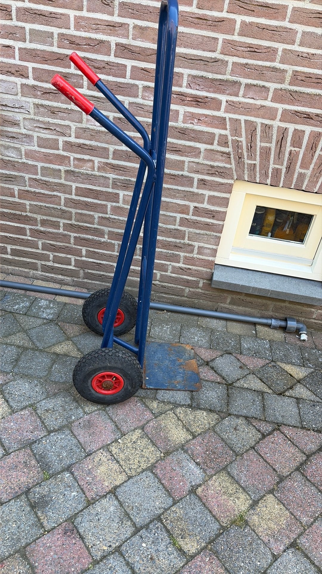 Steekwagen, Doe-het-zelf en Verbouw, Transportwagens, 60 tot 80 liter, Ophalen, Zo goed als nieuw, Steekwagen