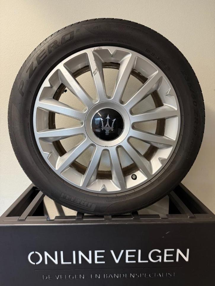 Zomer Set 18 inch Originele Maserati Ghibli velgen + banden, Auto-onderdelen, Banden en Velgen, Banden en Velgen, Zomerbanden