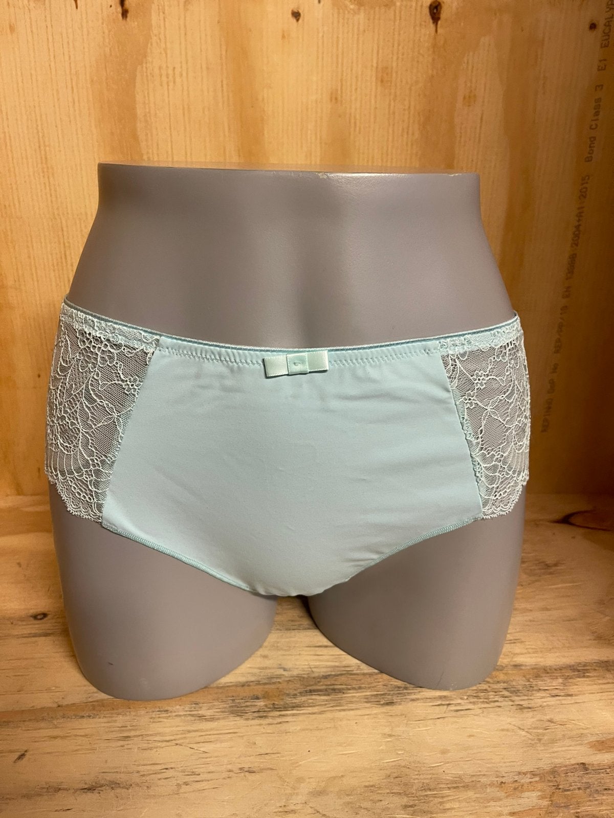 Dacapo string maat 42 en 44 model festivo, Verzenden, Groen, String