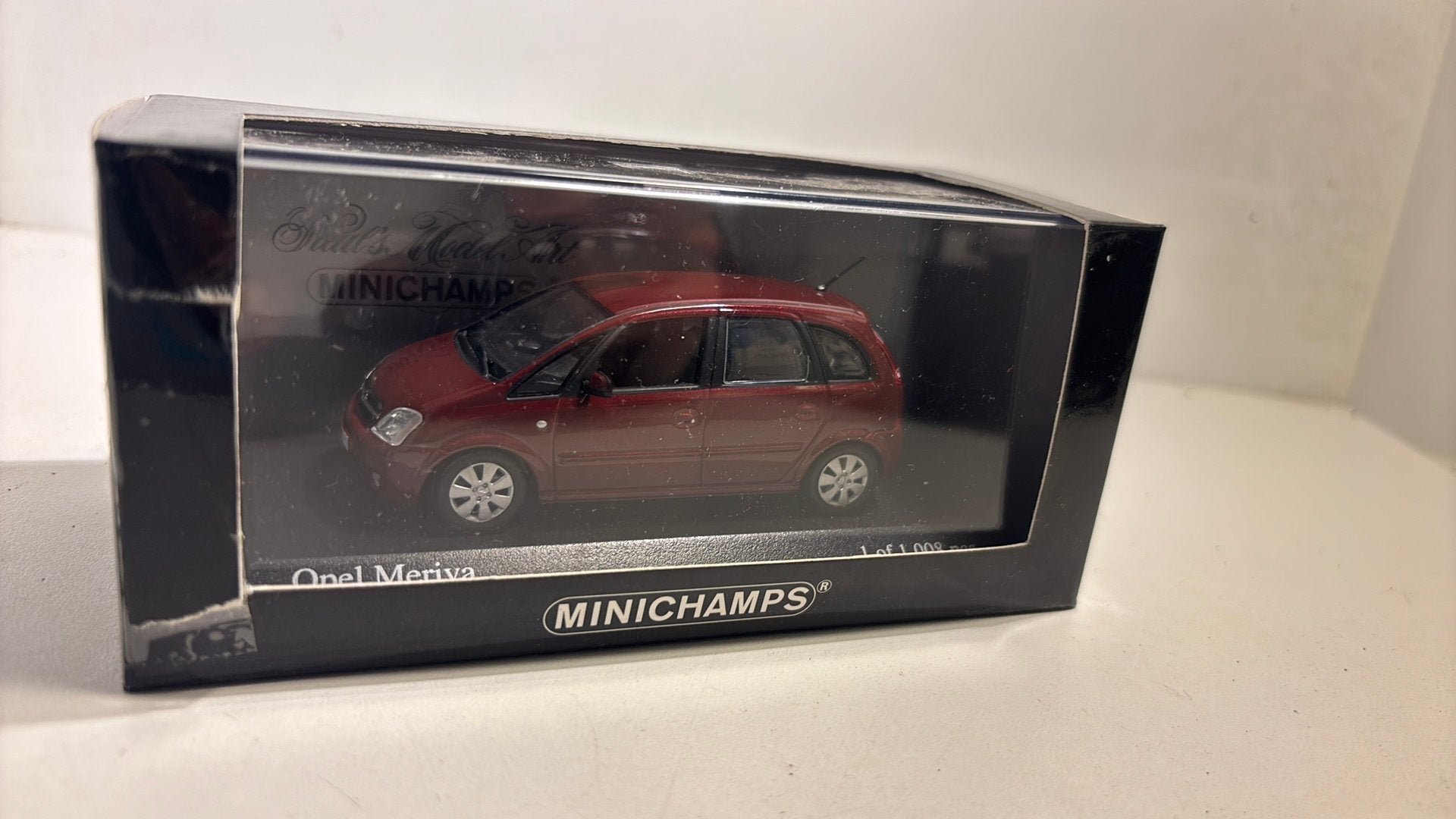 Opel meriva red minichamps 1.43