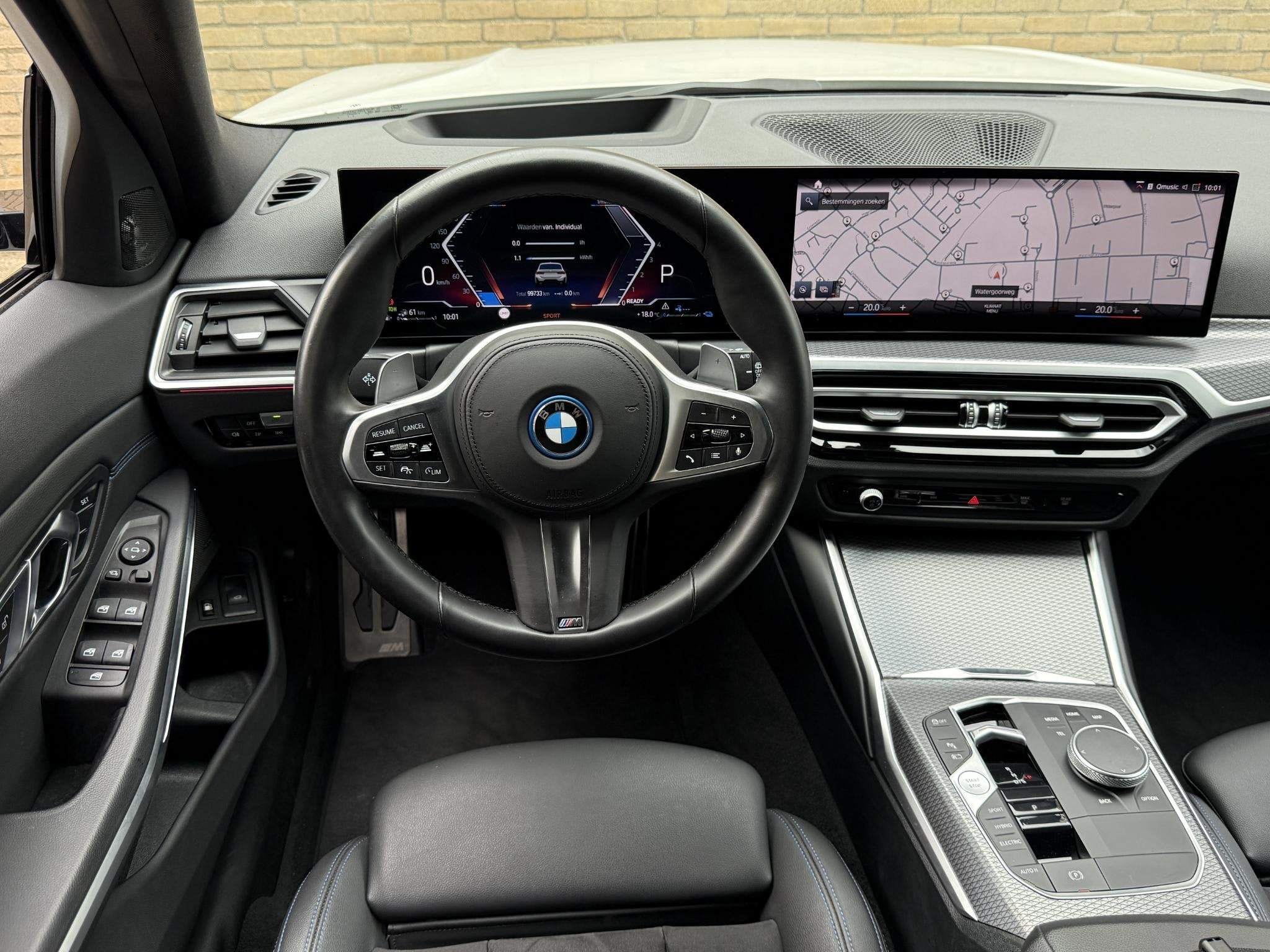 BMW 3-serie 320e M Sport | Facelift | Panoramadak | Innovati, Auto's, Gebruikt, 4 cilinders, Wit, Plug-in hybride