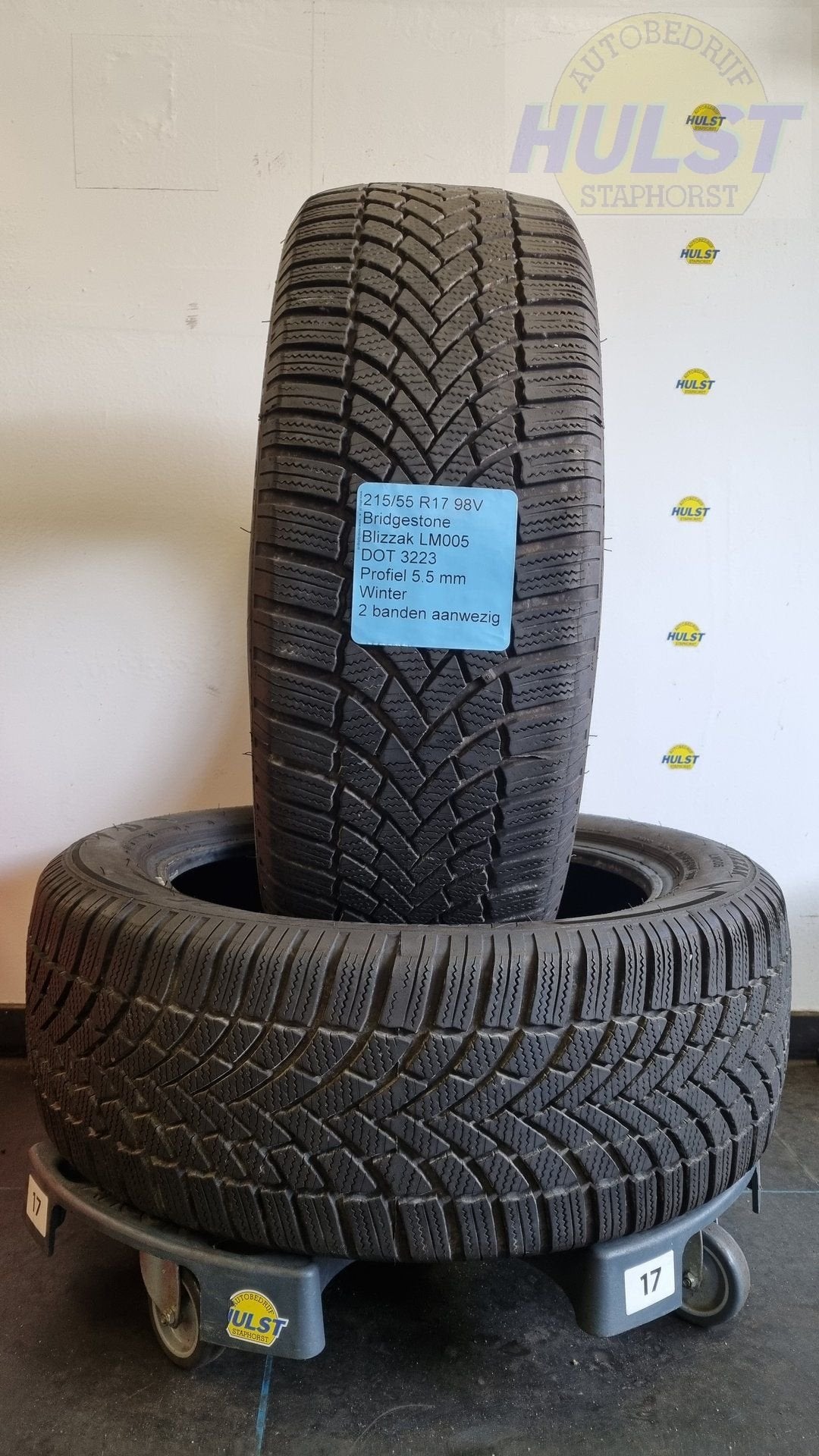 2 gebruikte Bridgestone winterbanden 215/55 R17, Ophalen, -, -, 17 inch