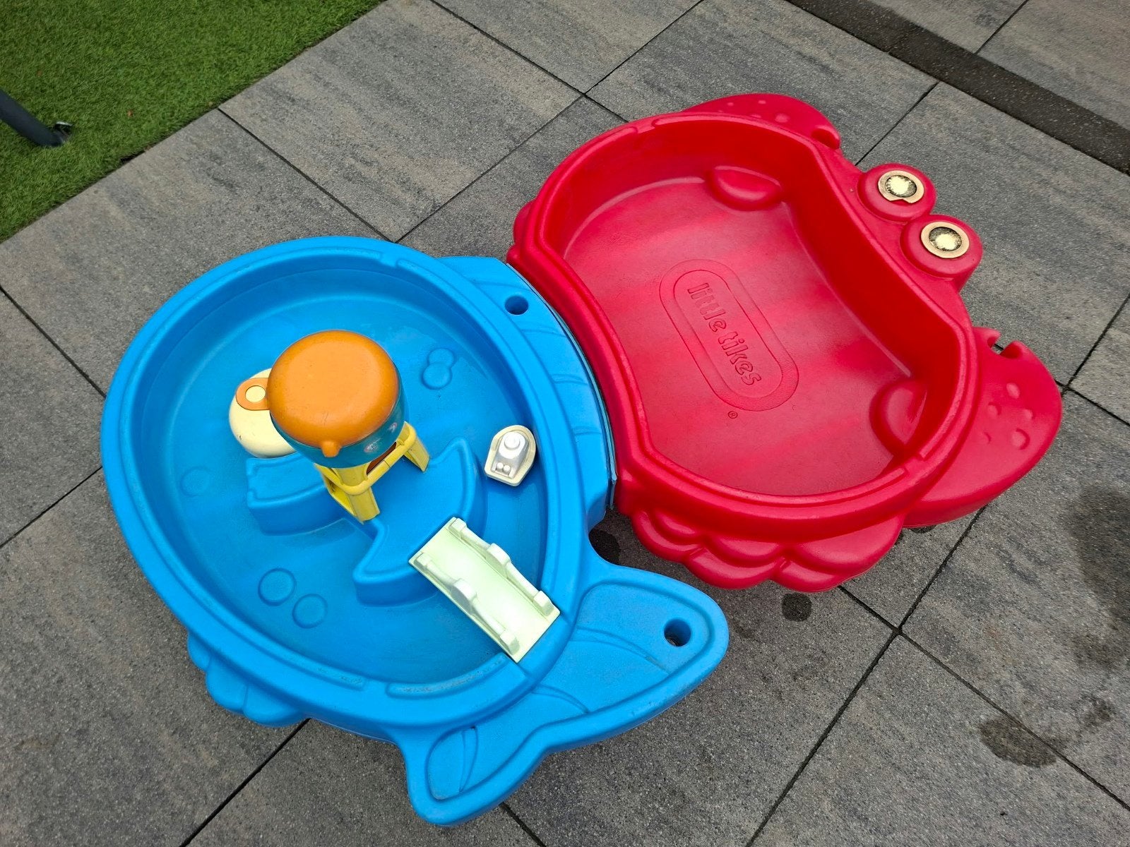 Little Tikes Zand- en Watertafel (Vis en Krab), Kinderen en Baby's, Speelgoed | Buiten | Zandbakken, Ophalen, Gebruikt