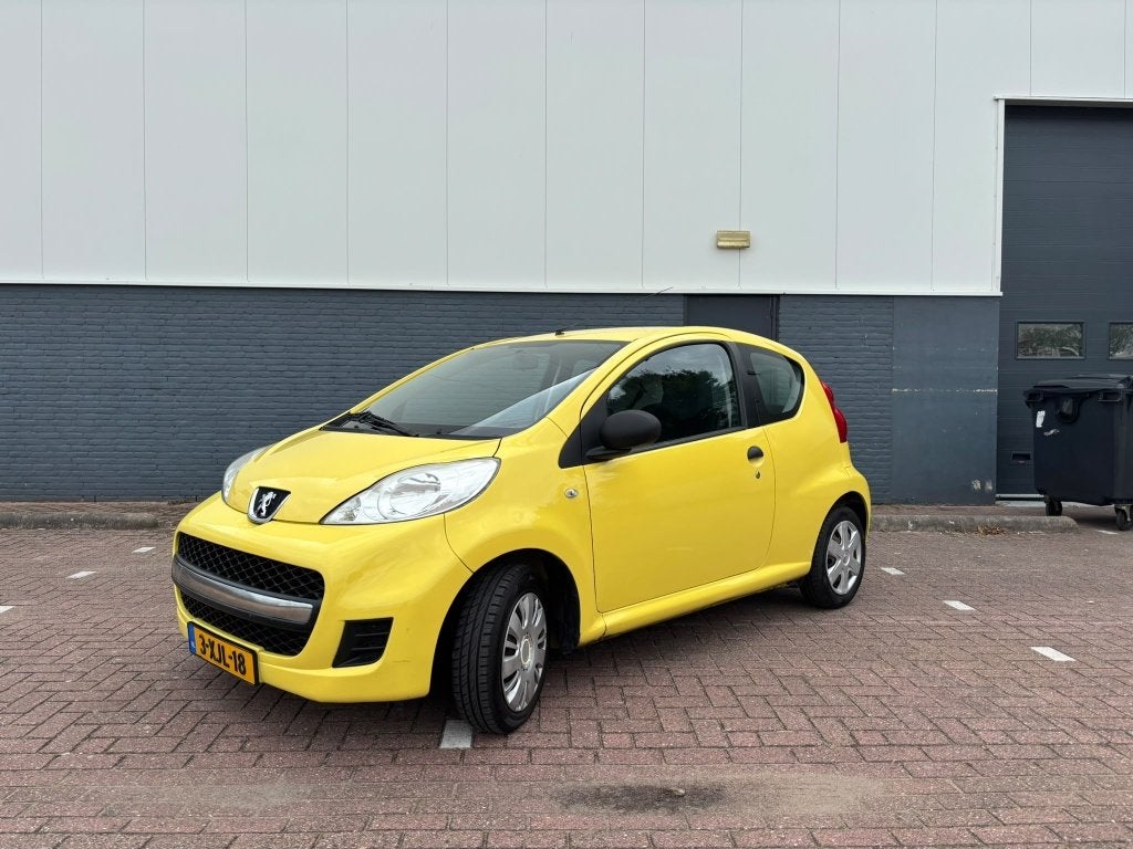 Peugeot 107 1.0 | Nieuwe APK | Zuinig | Nette staat, Auto's, Voorwielaandrijving, Stof, Zwart, 4 stoelen