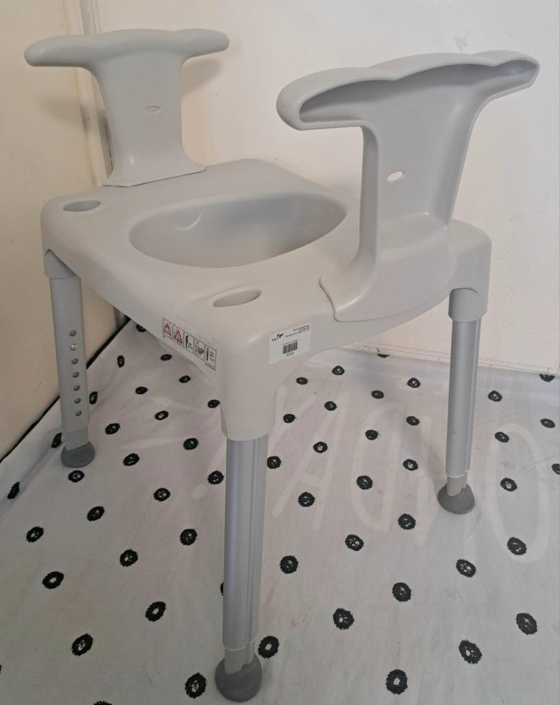 Etac Swift toiletverhoger vrijstaande toiletverhoger van hog, Diversen, Ophalen, Zo goed als nieuw