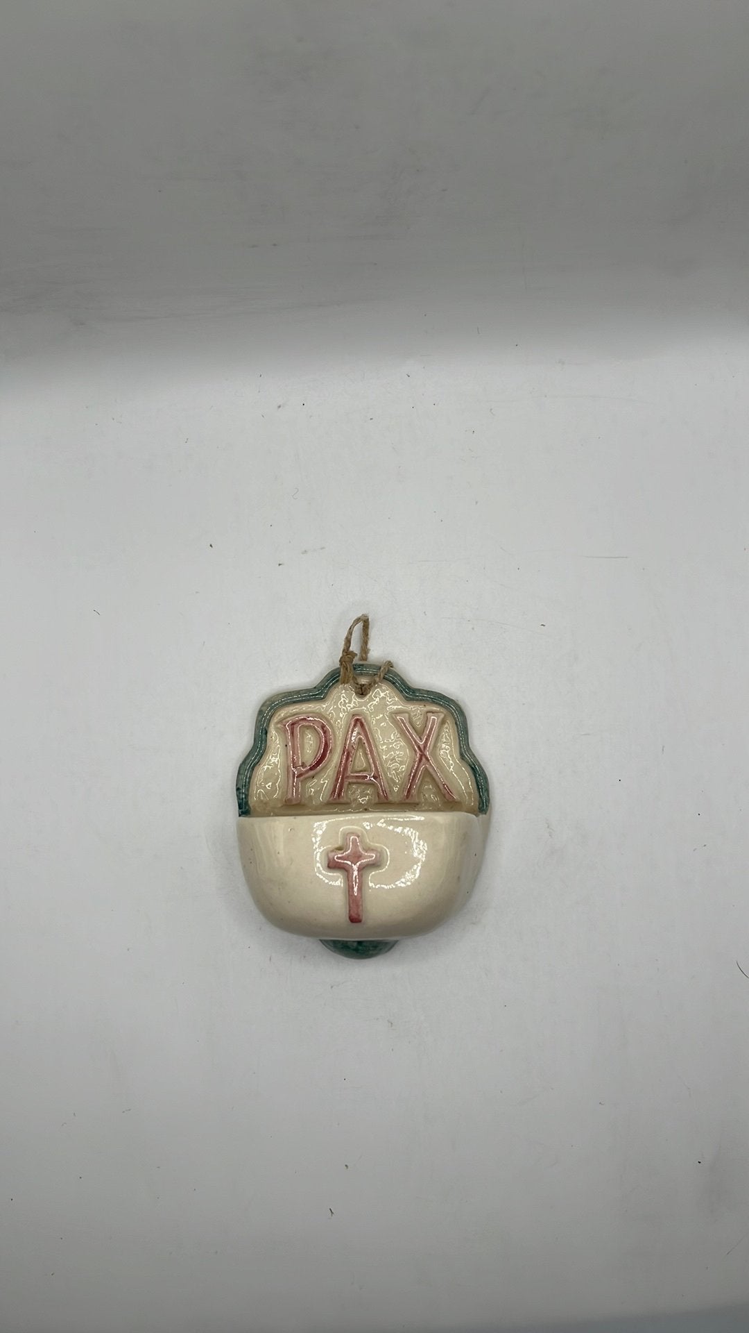 Geglazuurd aardewerk wijwaterbakje Pax., Ophalen of Verzenden