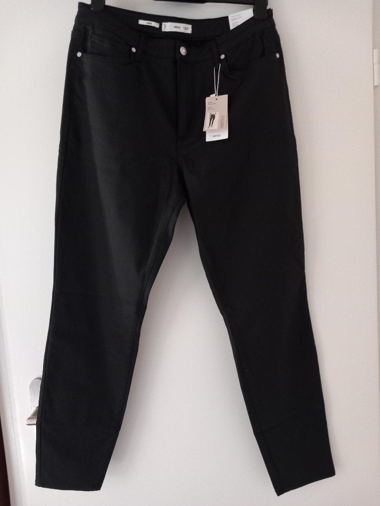 Mango nieuw zwart gecoate skinny jeans leather-look maat 46, Mango, Zwart, Overige jeansmaten, Nieuw